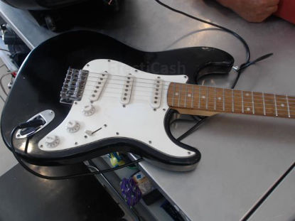 Foto de (sf) Spider  Guitarra Electrica - Publicado el: 09 Mar 2024