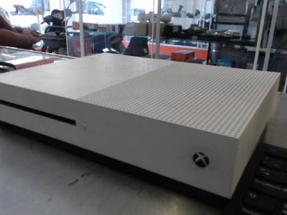 Foto de (sb) Microsoft Xbox One S - Publicado el: 09 Abr 2024