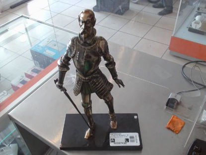 Foto de (sf) Figura Metal - Publicado el: 11 May 2025