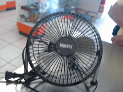 Foto de (sb)  Massey  Ventilador - Publicado el: 12 May 2025