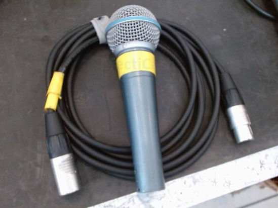 Foto de (sf) Shure Beta 58a - Publicado el: 16 May 2025
