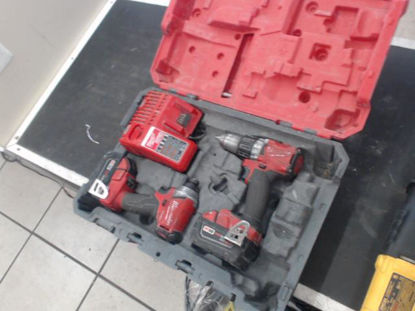 Foto de (sb) Milwaukee  Hammer Drill/drive - Publicado el: 16 May 2025