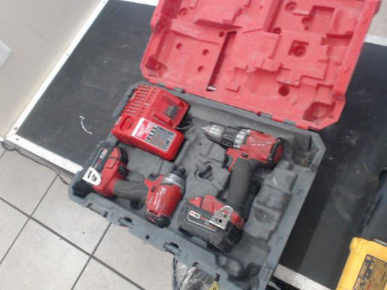Foto de (sb) Milwaukee  Hammer Drill/drive - Publicado el: 16 May 2025
