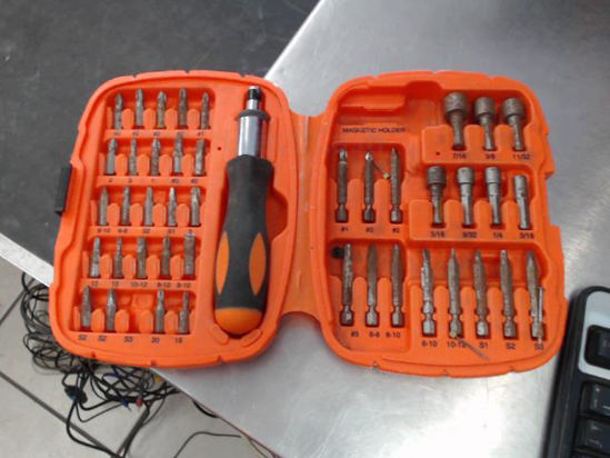 Foto de (sb) Black And Decker  71-945 - Publicado el: 31 May 2025