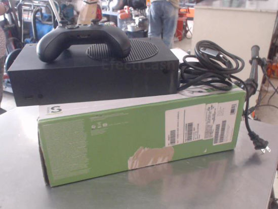 Foto de (sm) Microsoft   Xbox Series S - Publicado el: 22 Jun 2025