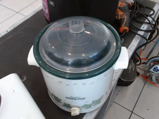 Foto de (sf) Rival Crock Pot Hervidor - Publicado el: 23 Jun 2025