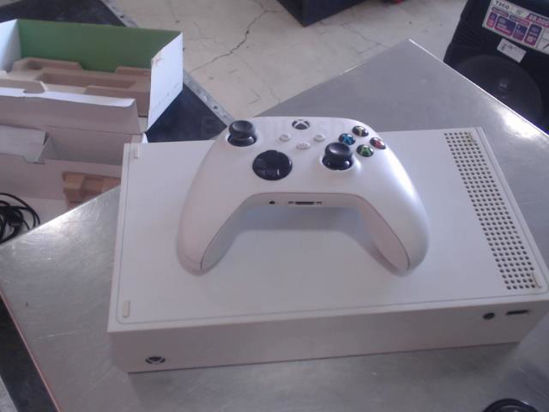 Foto de (sm) Xbox Series S - Publicado el: 27 Jun 2025