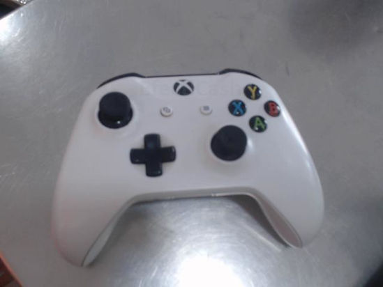 Foto de (sm) Xbox One 1708 - Publicado el: 02 Jul 2025