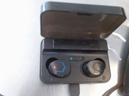 Foto de (sf) Audifonos  Inalambricos - Publicado el: 13 Jul 2025
