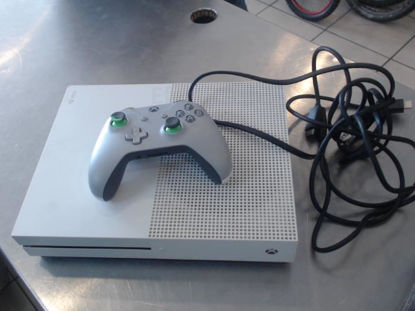 Foto de (sf) Xbox One S 1681 - Publicado el: 07 Ene 2025