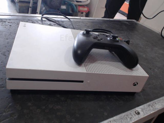 Foto de (sm) Xbox One S - Publicado el: 06 Ene 2025