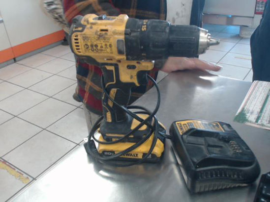 Foto de (sb)  Dewalt  Dcd791 - Publicado el: 29 Dic 2024