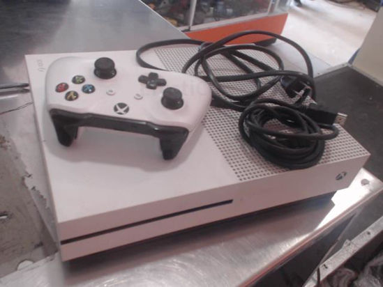 Foto de (sm) Microsoft  Xbox One S - Publicado el: 04 Ene 2025