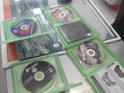 Foto de (sb) Microsoft  Xbox One - Publicado el: 04 May 2025